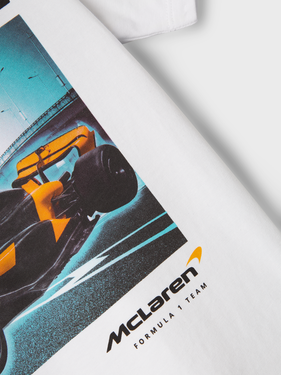 model_shot-front_full